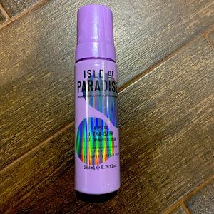 Brand New Sealed pkg Isle of Paradise self tanner